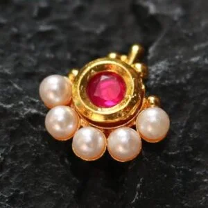 Maharashtrian Traditional Pearl diamond Nose Pin