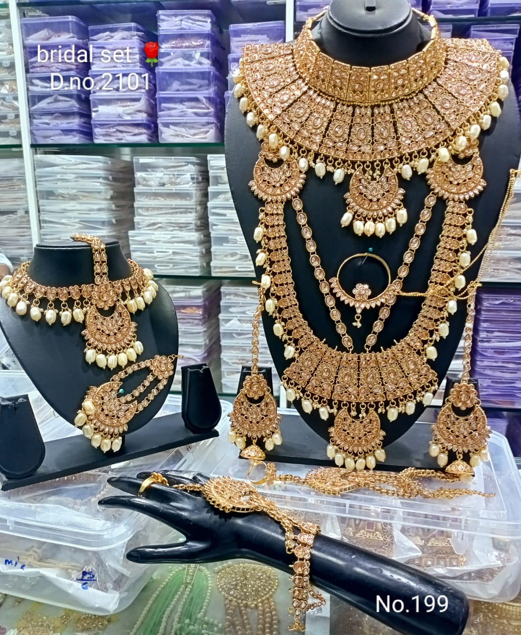 Jewellery Designs to Complement Metallic Lehengas and Gowns