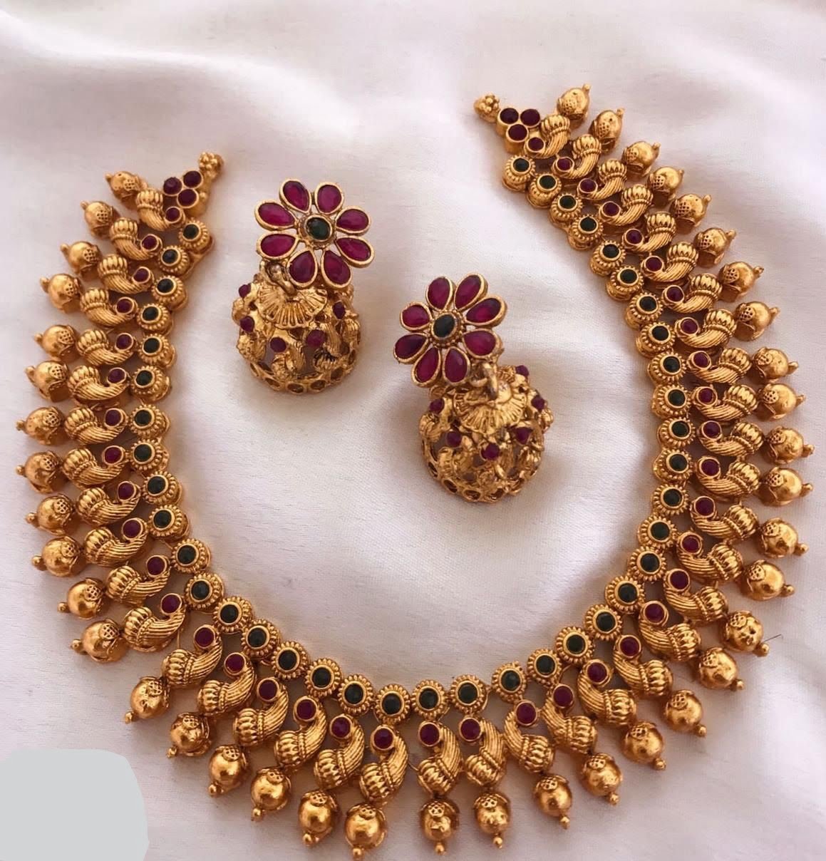 Deora Jewellery Gold Matte Finish Big Necklace with Small Necklace  Jewellery Set with Earrings Price in India - Buy Deora Jewellery Gold Matte  Finish Big Necklace with Small Necklace Jewellery Set with