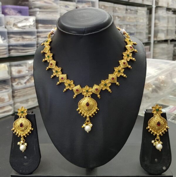 Golden Designer Gold Necklace Diamond Plated 16kt Gold For Girls And Women  at Rs 120/piece in Surat