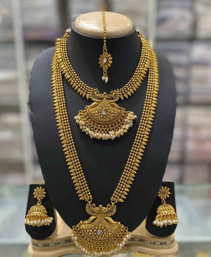 New New 4 | Gold bridal jewellery sets, Bridal jewelery, Beautiful girls  body