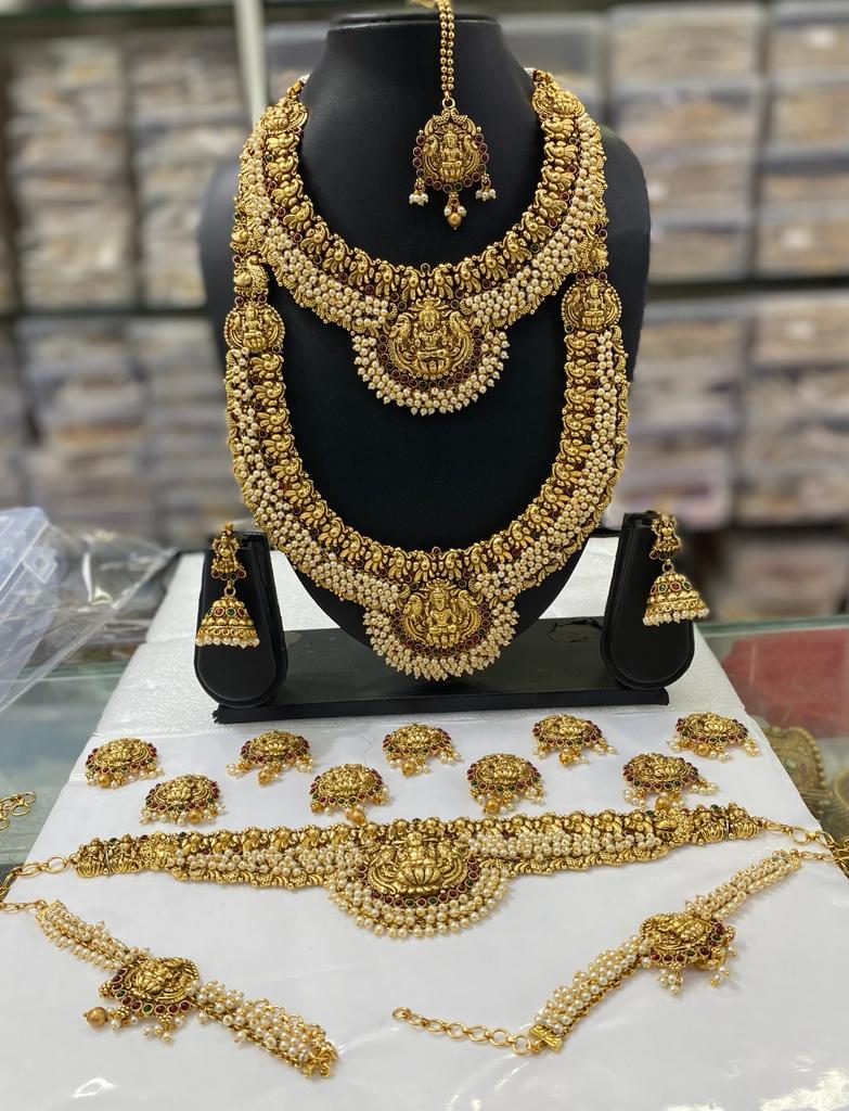 South jewellery deals with price