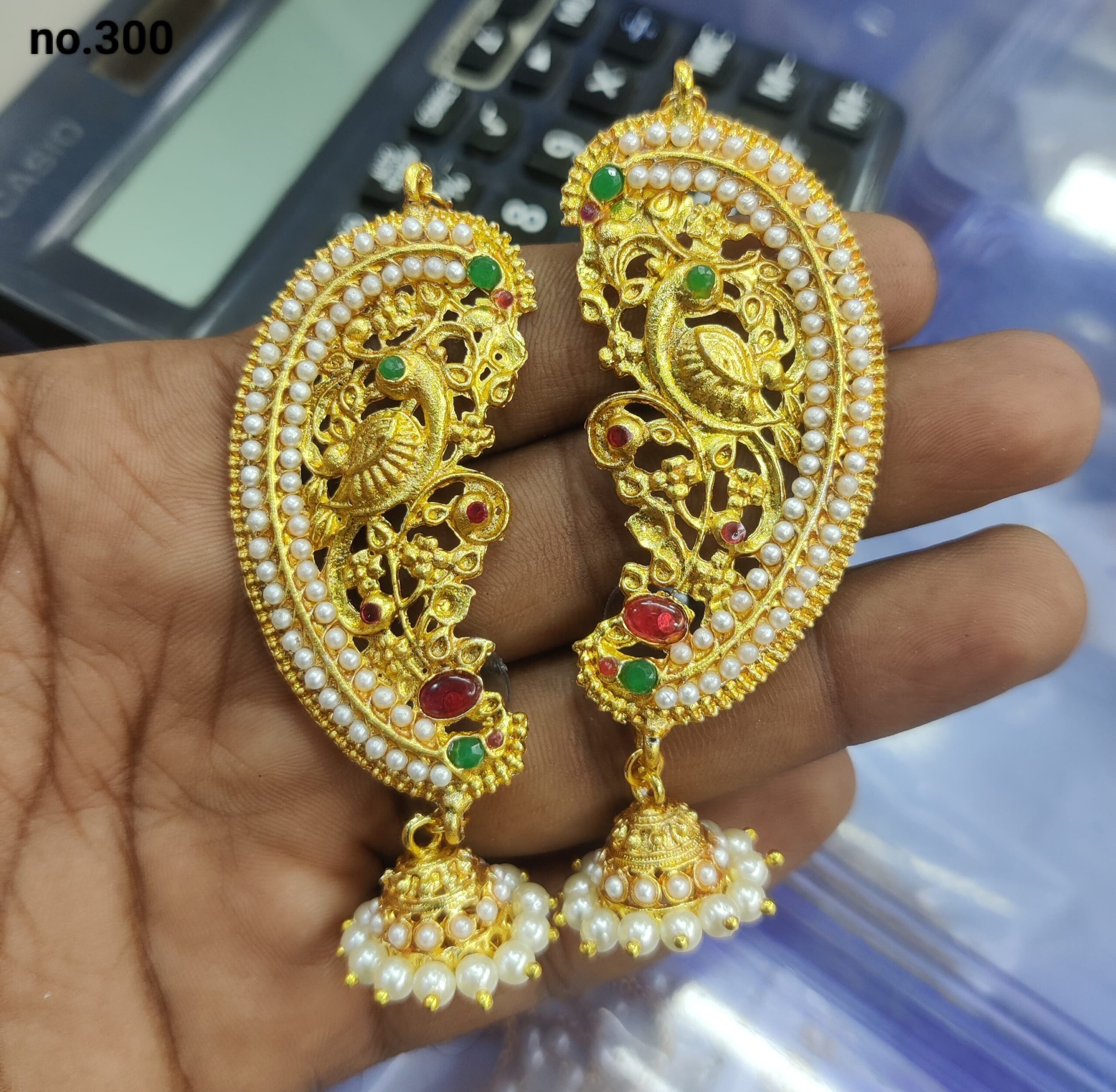 Ear Jewelry - Buy Ear Jewelry online at Best Prices in India | Flipkart.com