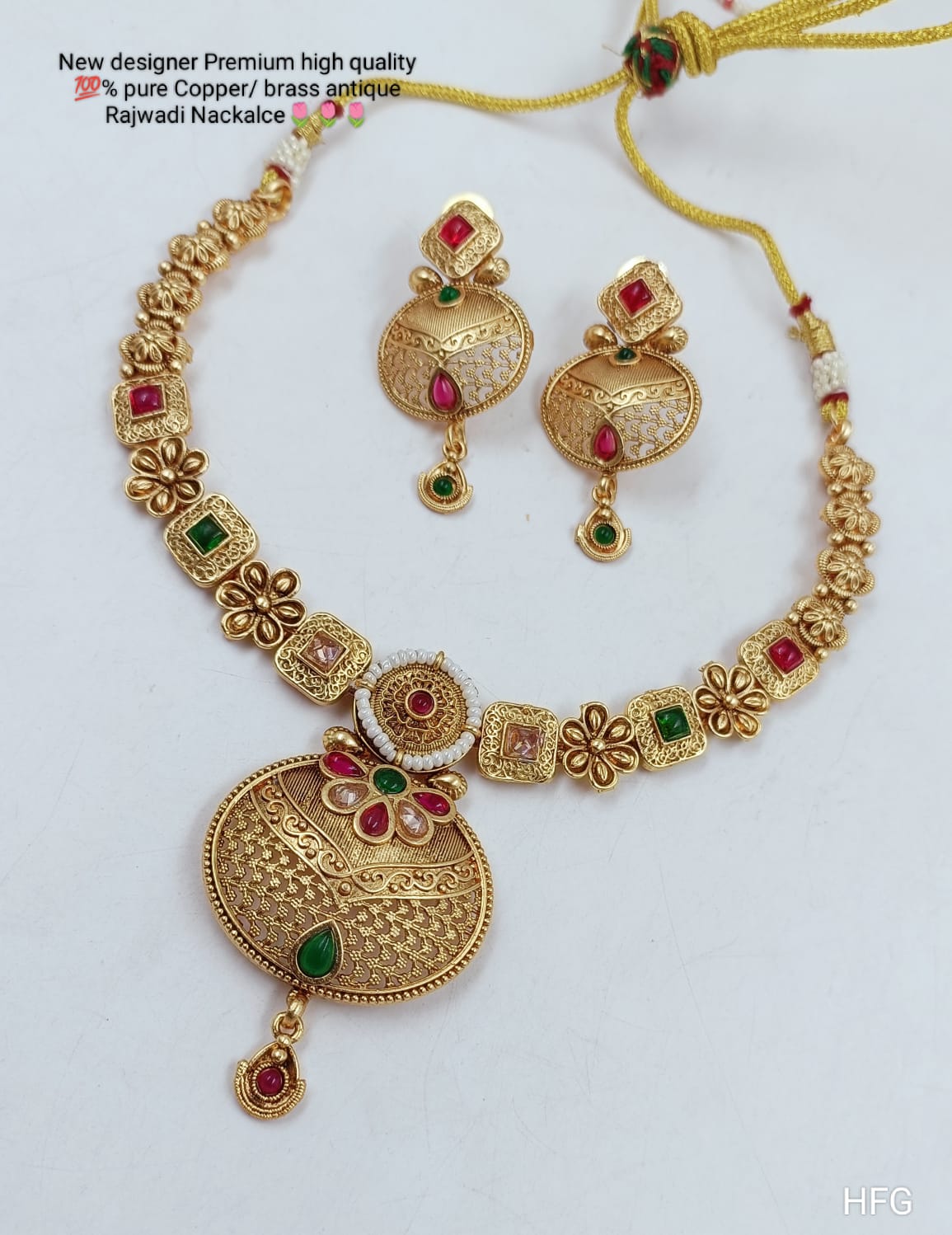 Buy quality Gold 22k Hm916 Asymmetrical Antique Jadtar Necklace Set in  Ahmedabad