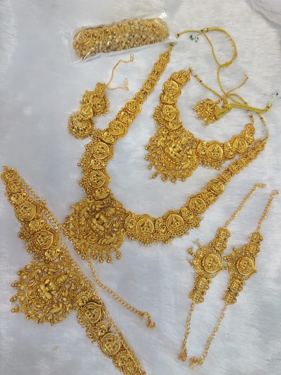 Best Quality Matte Gold Finish Goddess Laxmi Bridal Jewellery
