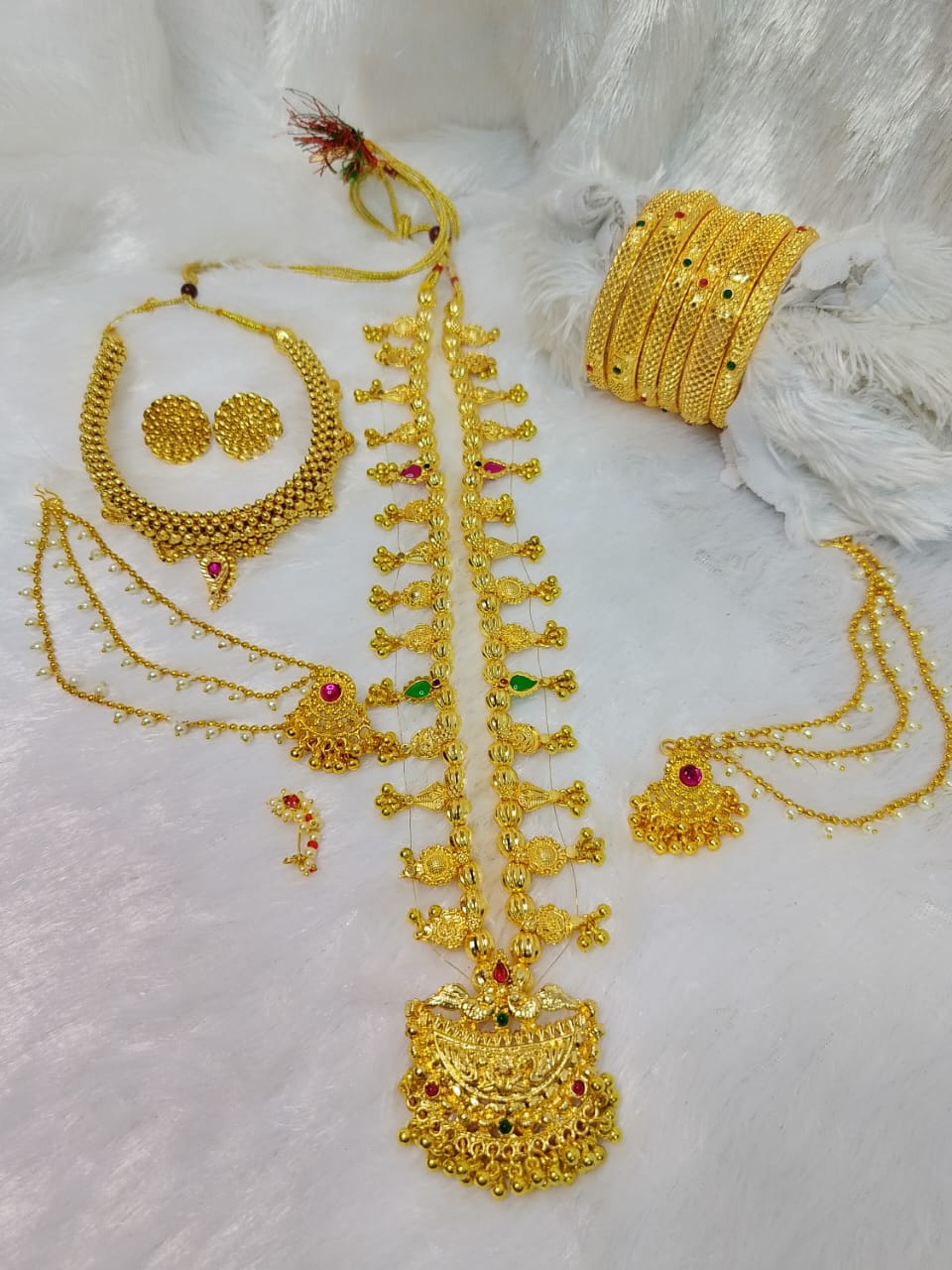 Maharashtrian Kolhapuri Micro Gold Plated Saaj With Thushi