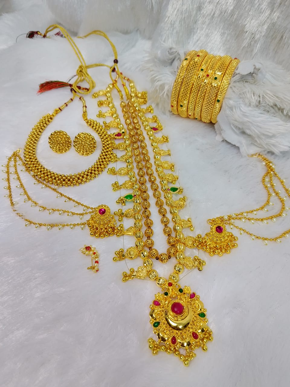 Gold Jewellery Jewelry Sale Near Me Buy Joyalukkas 22k Eternal