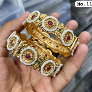 Rajwadi Bangle Set with Beautiful Kundan and Moti