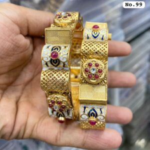 Good Quality Kundan Stone Bangles Set