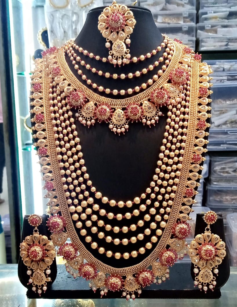 Premium Quality Stone With Golden Beaded Semi Bridal Jewellery