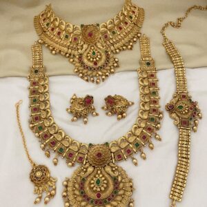 Nagas Temple Semi Bridal Set