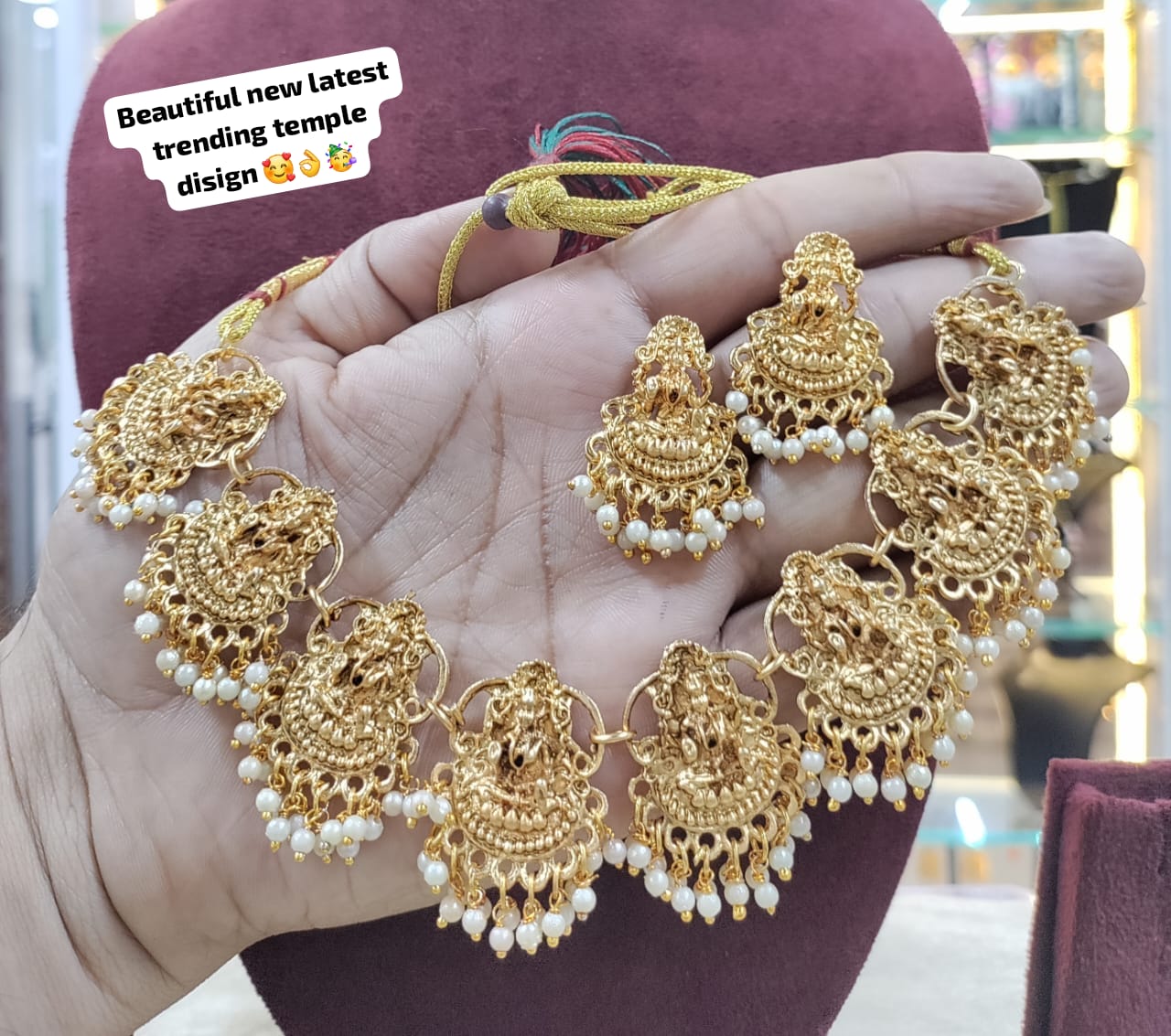 Trending Nagas Temple Goddess Laxmi Necklace Set