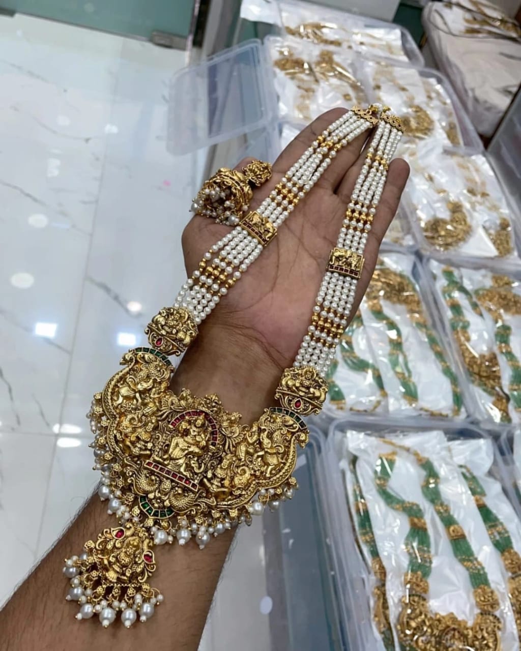 Premium Quality Goddess Laxmi Rani haram Pearl Necklace Set For