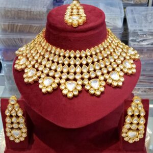 High Quality Polki Bridal Set with Earrings and Mangtikka