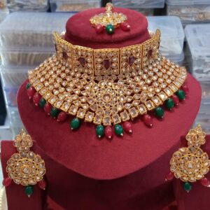 Premium Quality Kundan Bridal Set with Earrings and Mangtikka