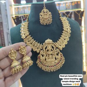 Traditional Temple Design Short Necklace Set with Maang Tikka & Earrings | Matte Finish Bridal Choker Set for Women
