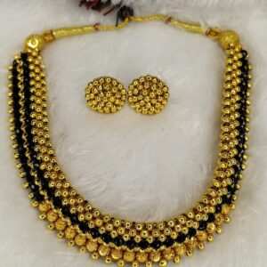 Maharashtrian Black Bead Thushi Necklace Set