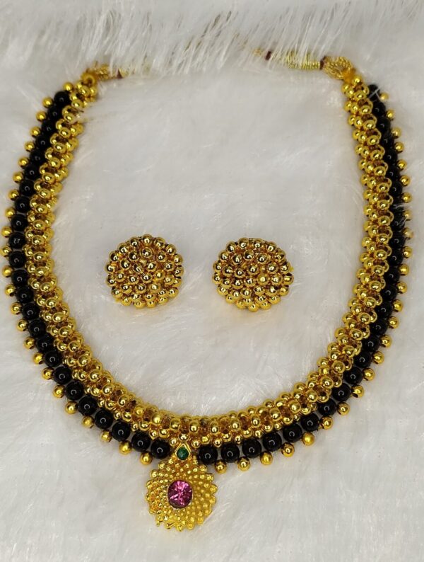 Maharashtrian Black Bead Thushi Necklace with Pink Pendant & Earrings