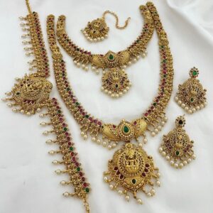 Traditional South Indian Bridal Jewelry Combo with Lakshmi Pendant & Kamarpatta